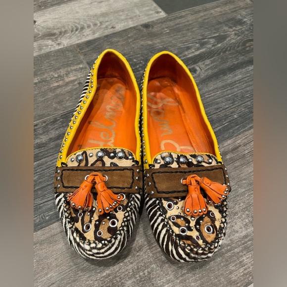Sam Edelman Aurora Genuine Cow Hide Hair Tassel Loafer Driver Women Sz 9 stud - Picture 1 of 6